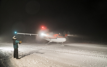 airplane on ice